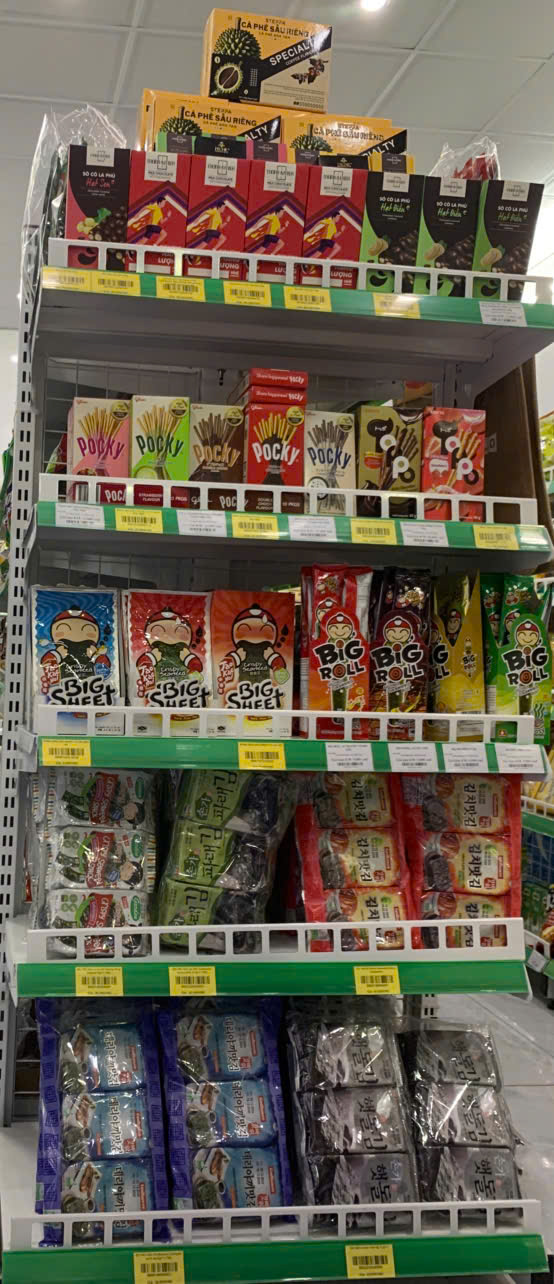 kệ hàng 2